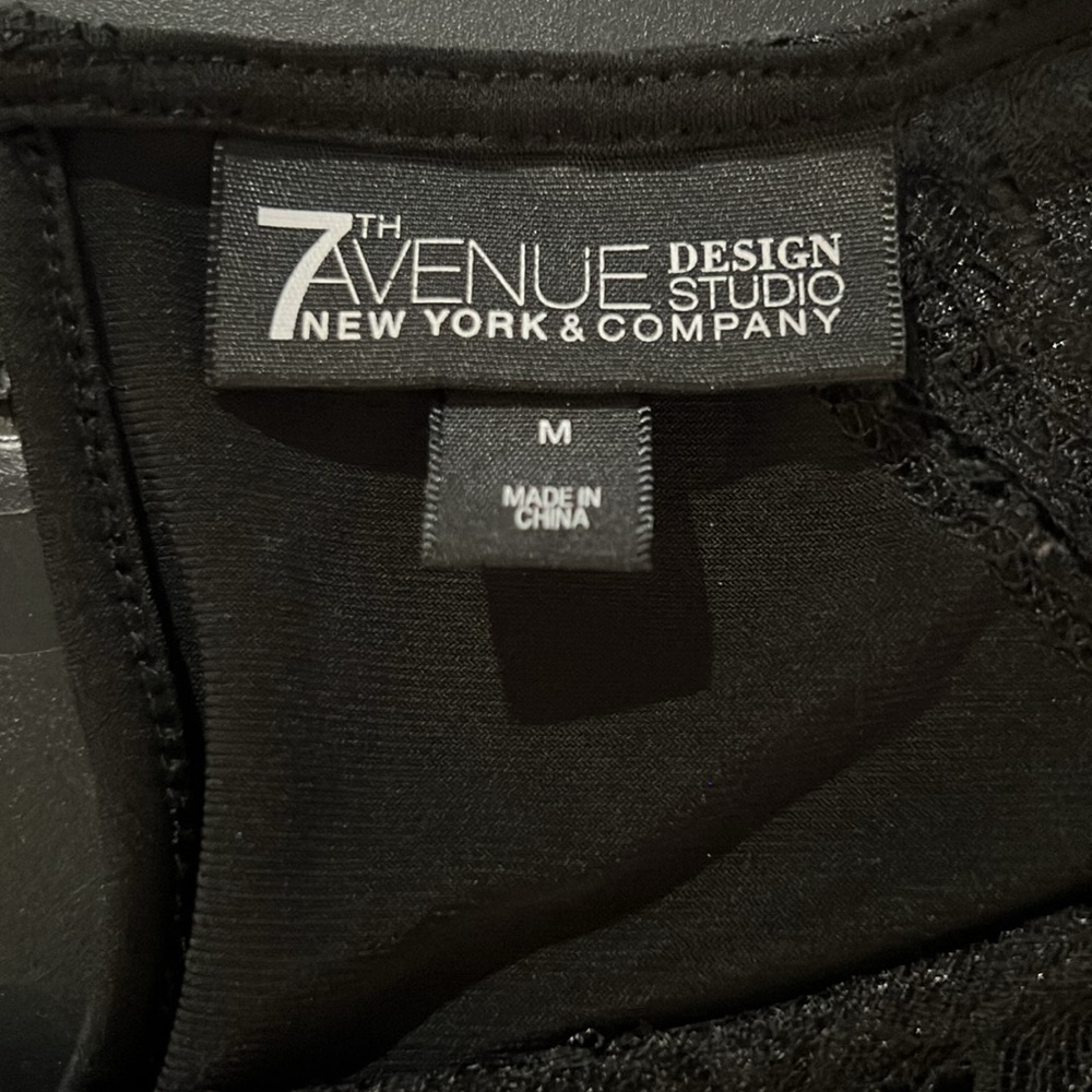 New York & Company Lace Top - Picture 6 of 8